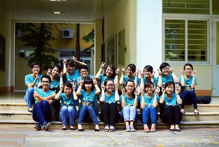 Mẫu áo đồng phục lớp K13 ĐH Công Nghiệp Hà Nội u1816